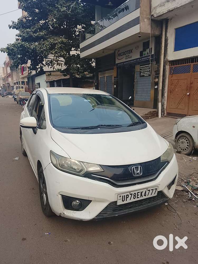 Honda Jazz 2016 Diesel Well Maintained