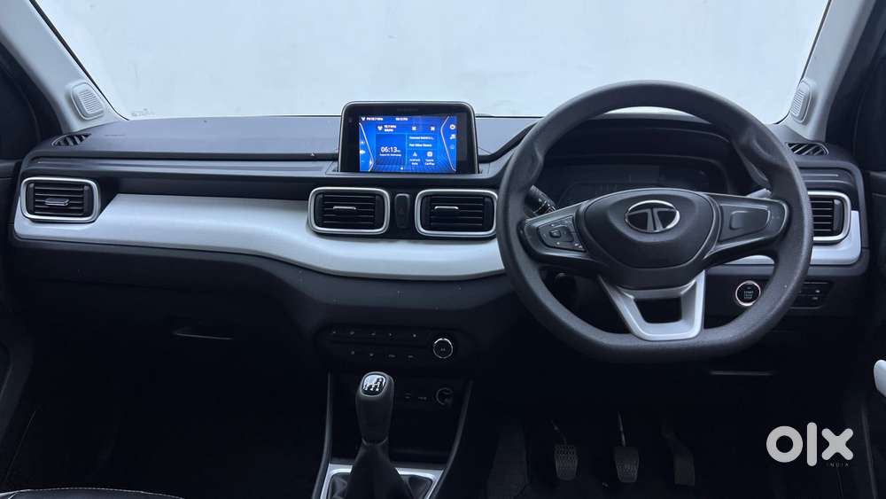Tata Punch Accomplished Dazzle Sunroof Cng, 2024, Cng & Hybrids