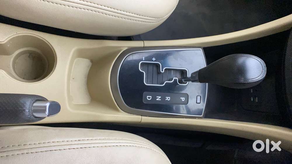 Hyundai Verna [2015-2018] Fluidic 4s 1.6 Vtvt Sx At, 2016, Petrol