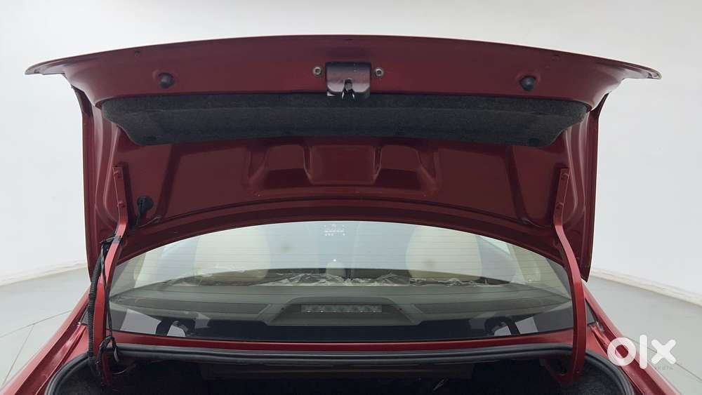 Volkswagen Vento 1.2 Tsi Highline At, 2019, Petrol