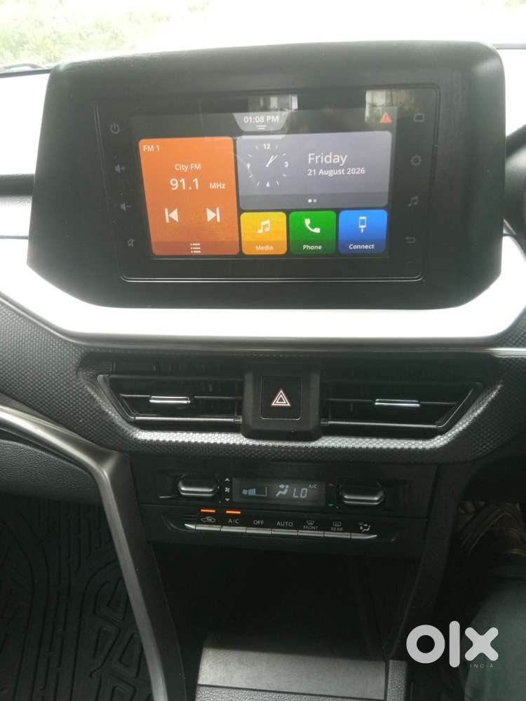 Maruti Suzuki Brezza 1.5 Vxi Smart Hybrid, 2023, Petrol