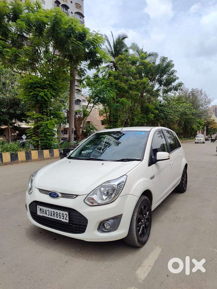 Ford Figo 2012-2015 Petrol Titanium, 2015, Petrol