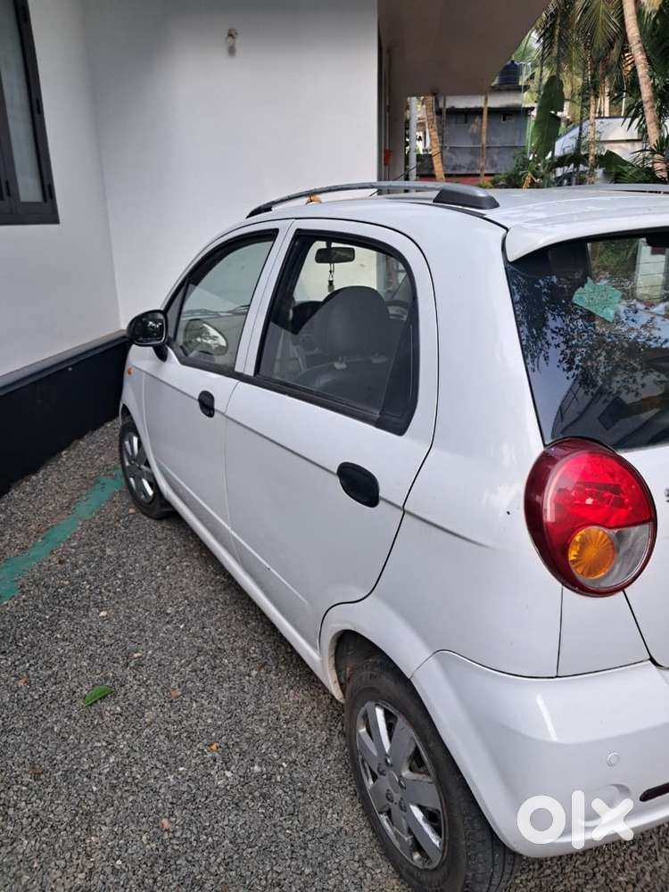 Chevrolet Spark 2011 Petrol Well Maintained