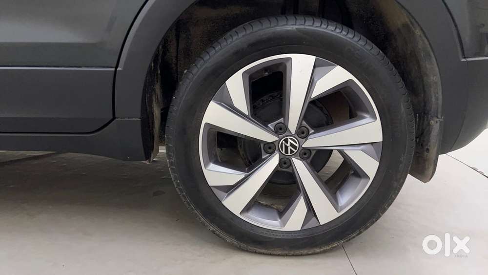 Volkswagen Taigun Topline 1.0 Tsi At (electric Seats), 2022, Petrol