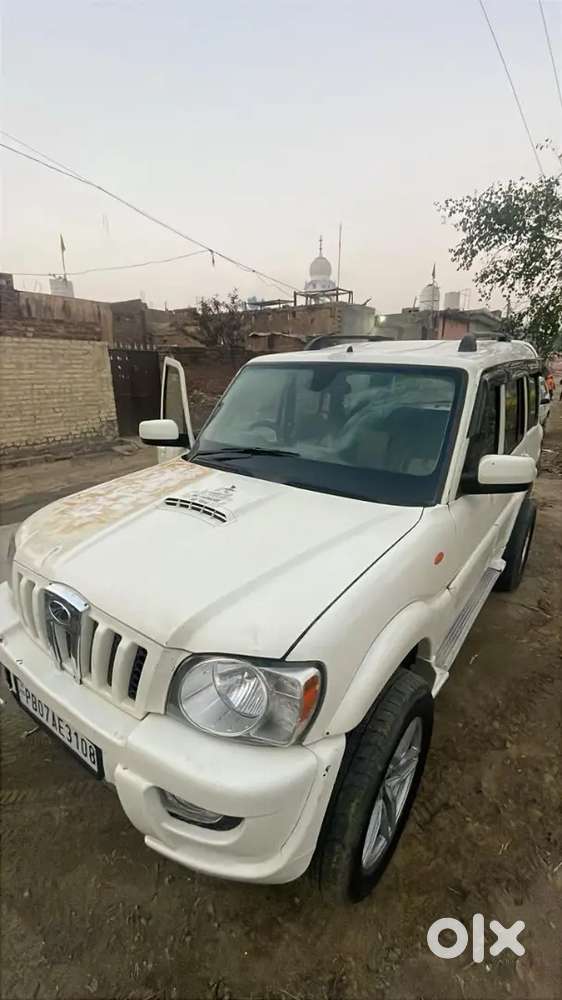 Mahindra Scorpio 2012 Diesel Good Condition  4wd Top Model