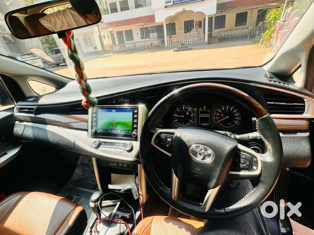 Toyota Innova Crysta 2022. Automatic 2.4 Z
