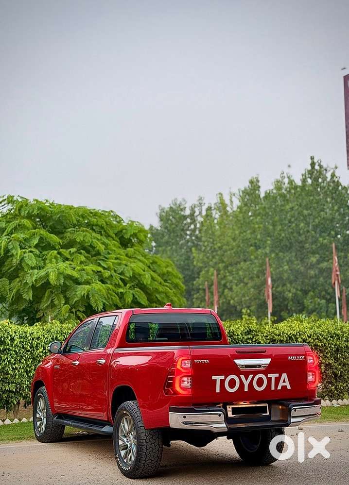 Toyota Hilux Diesel Automatic 2025