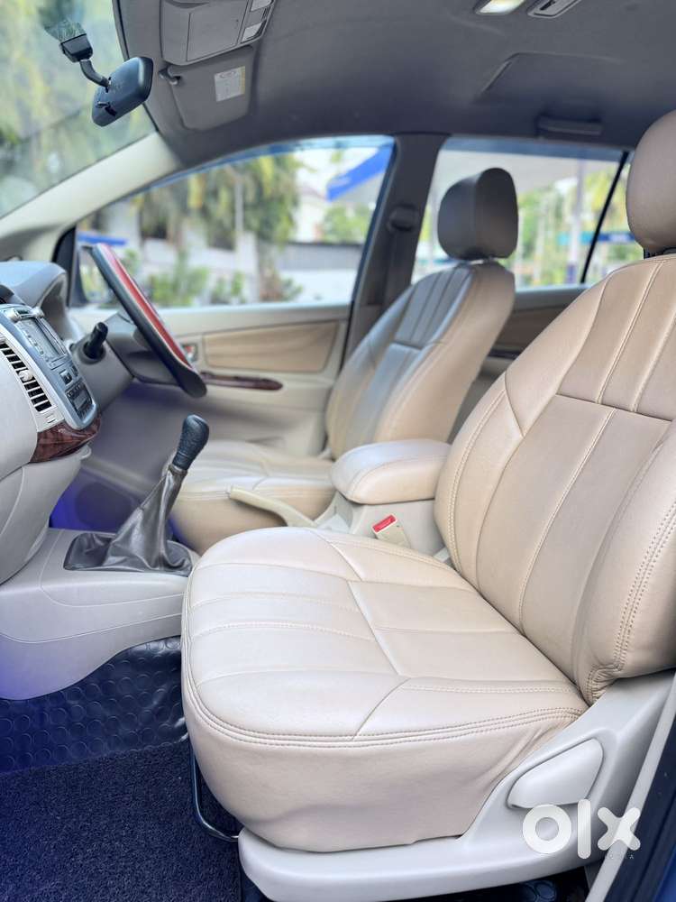 Toyota Innova 2.5 V 7 Str, 2013, Diesel