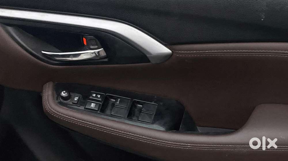 Maruti Suzuki Grand Vitara 1.5 Alpha Smart Hybrid At, 2023, Petrol