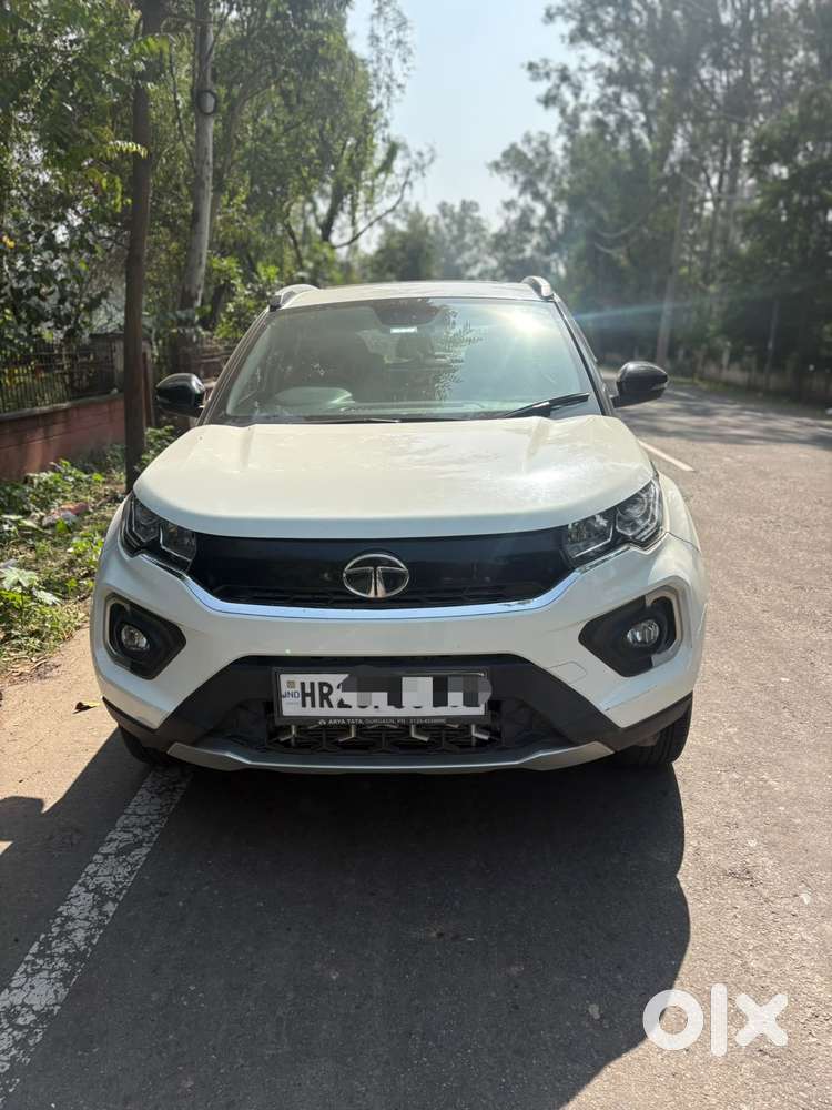 Tata Nexon 1.2 Revotron Xm Plus (s), 2023, Petrol