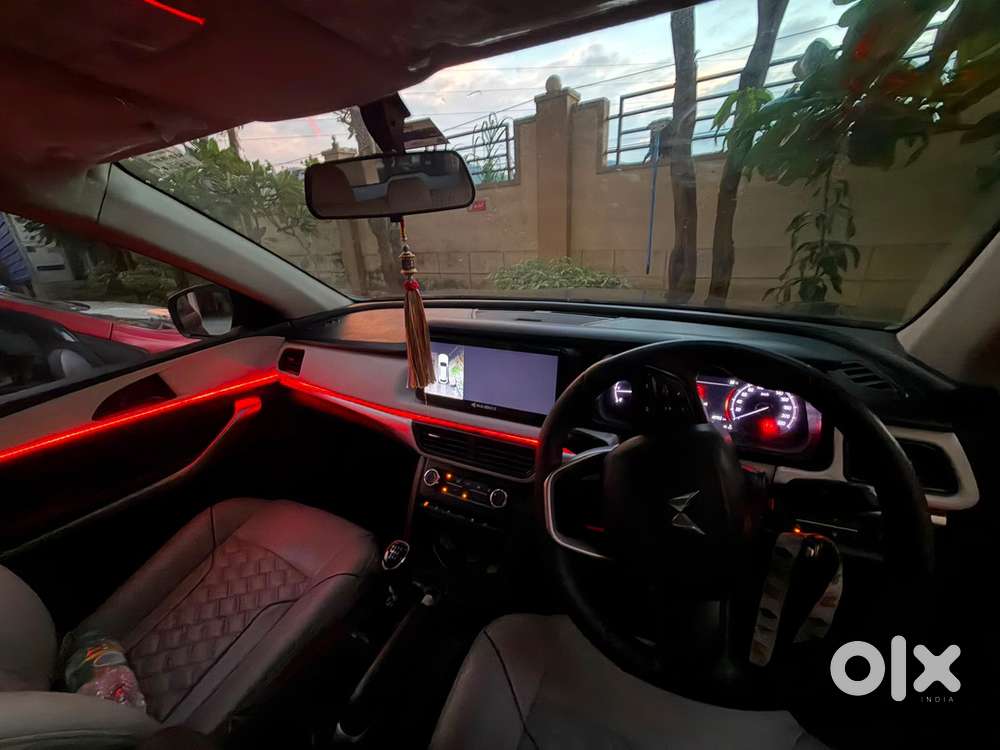 Mahindra Xuv700 2024 Petrol 47000 Km Driven