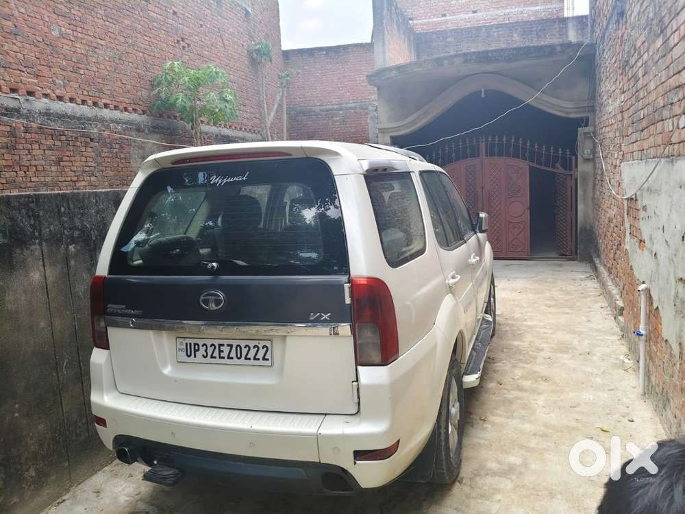 Tata Safari Storme 2013 Diesel Manual Year