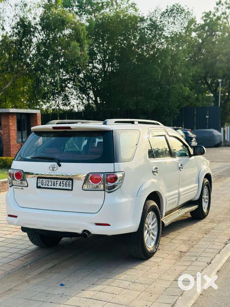 Toyota Fortuner 3.0 4x4 Manual, 2012, Diesel