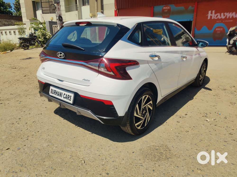 Hyundai I20 Asta (o) 1.2 Ivt, 2024, Petrol