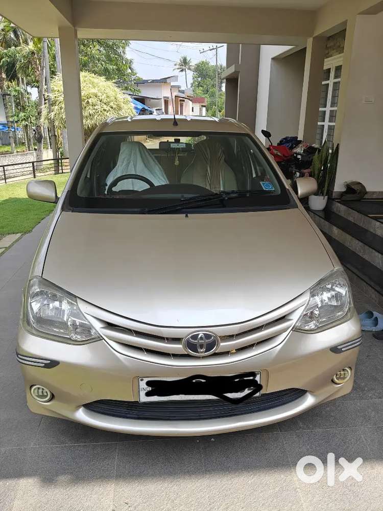 Toyota Etios Liva 2013