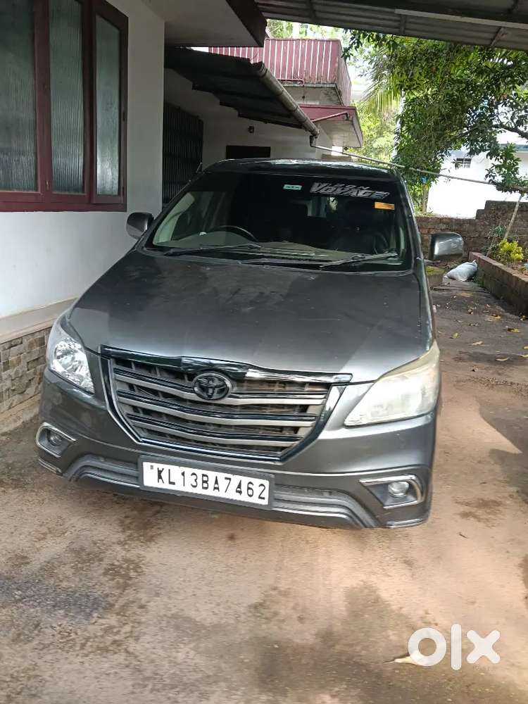 Toyota Innova Diesel 2011