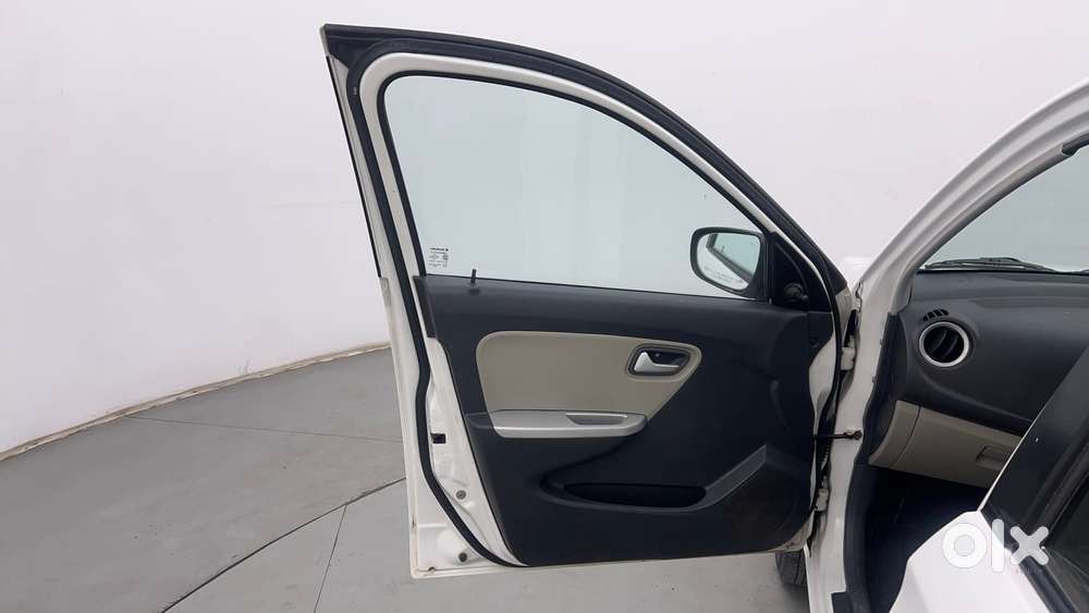 Maruti Suzuki Alto K10 Vxi, 2016, Petrol
