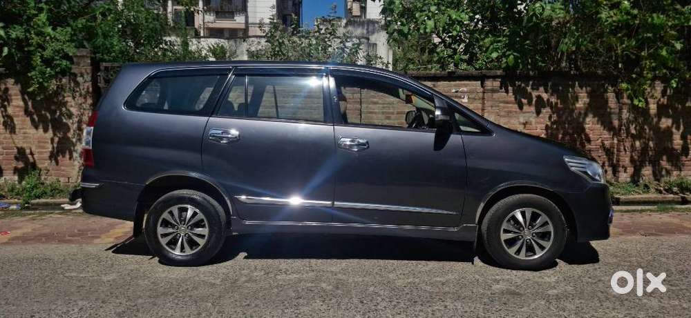 Toyota Innova 2.5 Vx 8 Str, 2015, Diesel