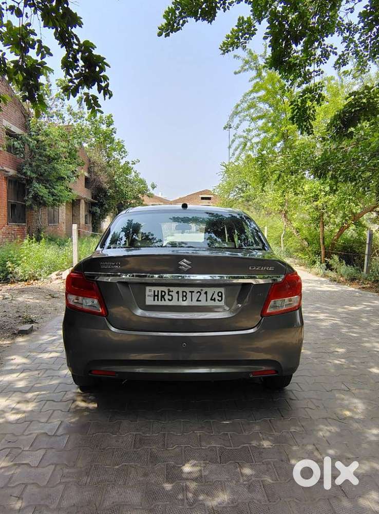 Maruti Suzuki Swift Dzire Vxi Optional, 2018, Petrol