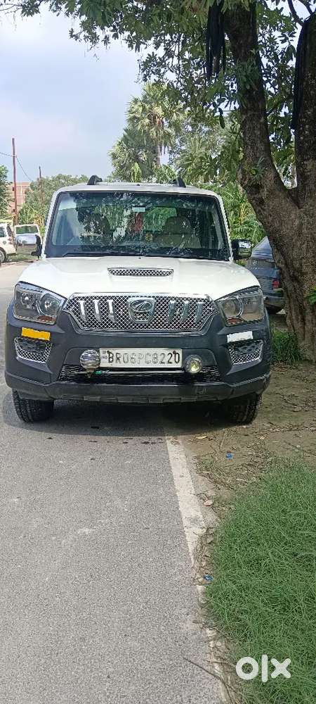 Mahindra Scorpio 2016 Diesel 150000 Km Driven