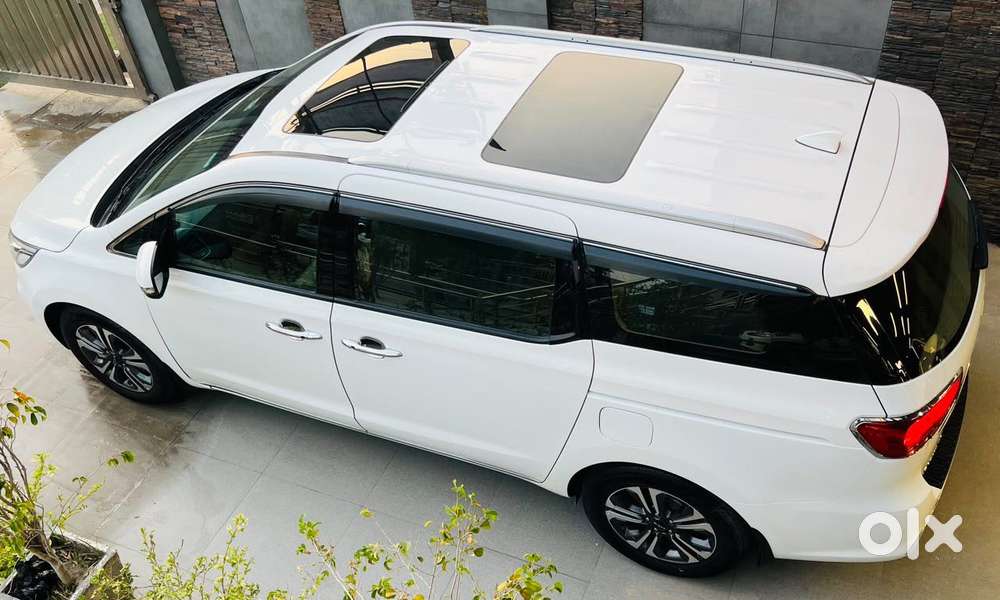 Kia Carnival Limousine Plus 7 Str, 2021, Diesel
