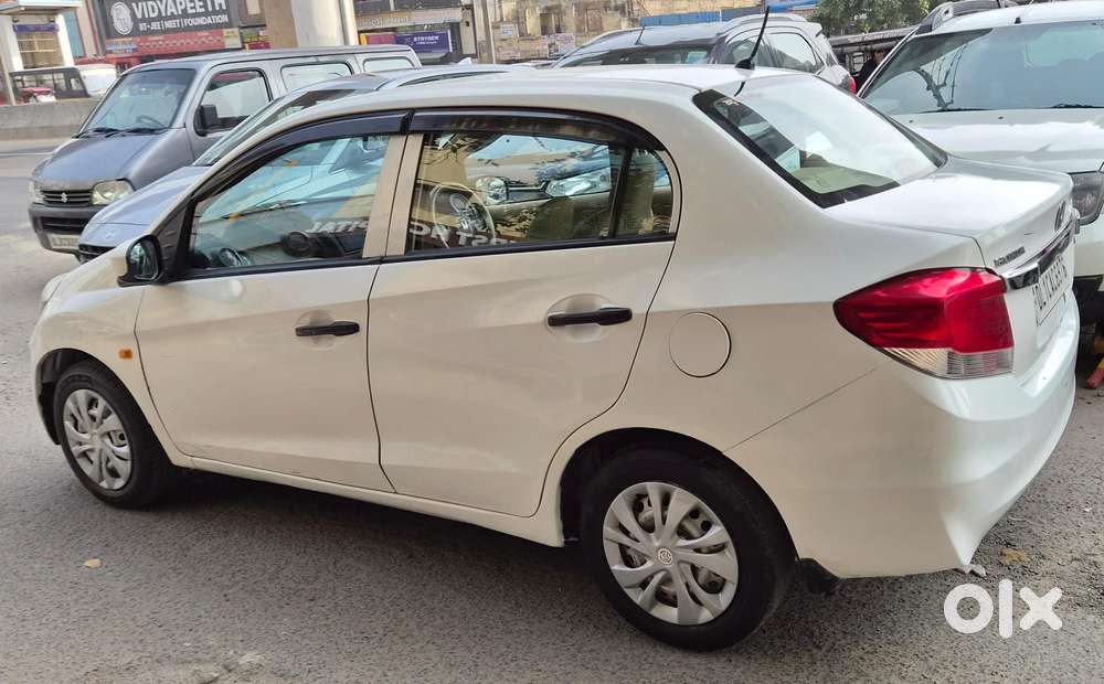 Honda Amaze S Mt I-vtec, 2015, Cng & Hybrids