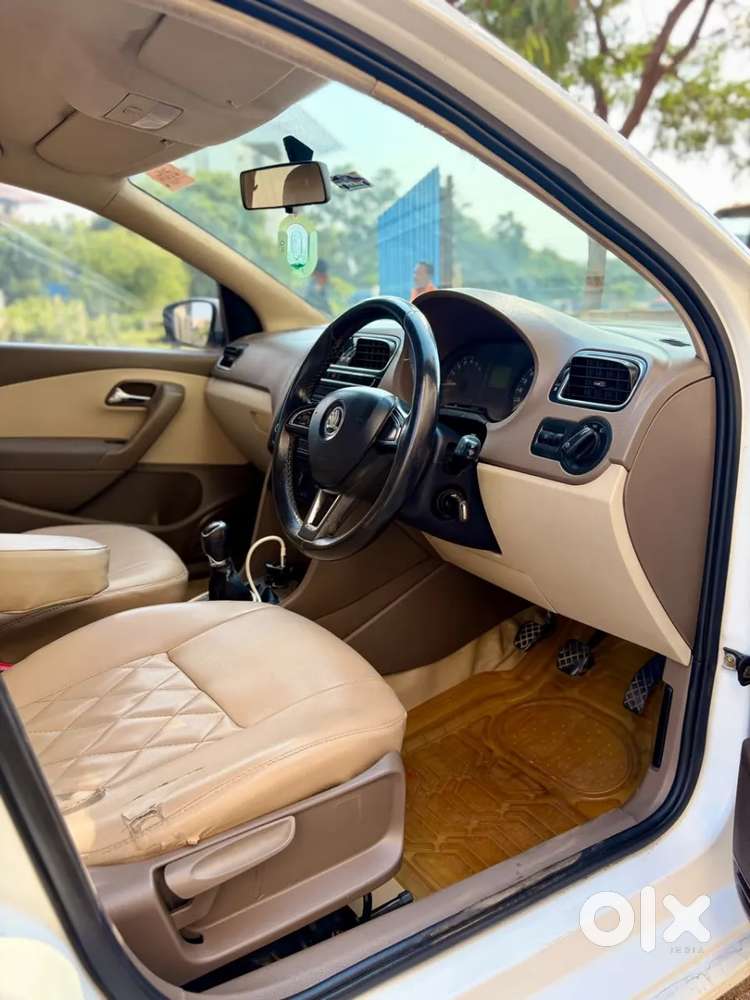 Skoda Rapid 1.6 Tdi Ambition, 2014, Diesel