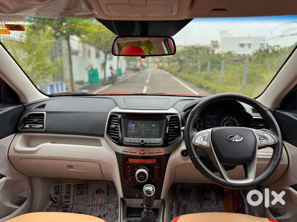 Mahindra Xuv300 W8 1.5 Diesel Dual Tone, 2022, Diesel