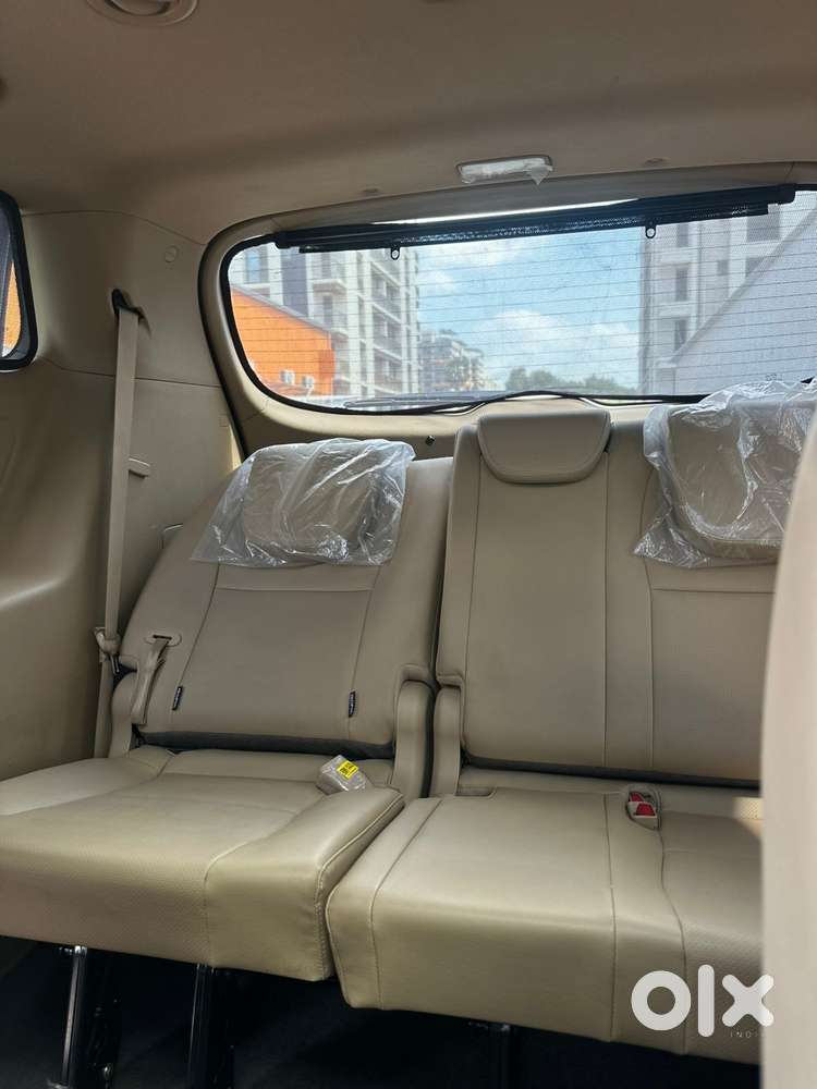 Kia Carnival Prestige, 2021, Diesel