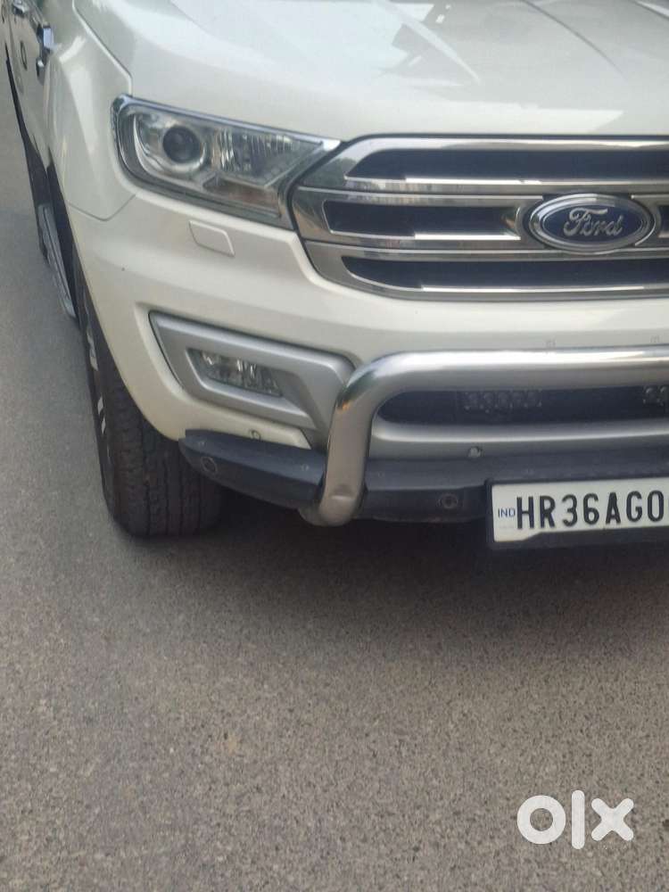 Ford Endeavour 3.2 Titanium At 4x4, 2016, Diesel