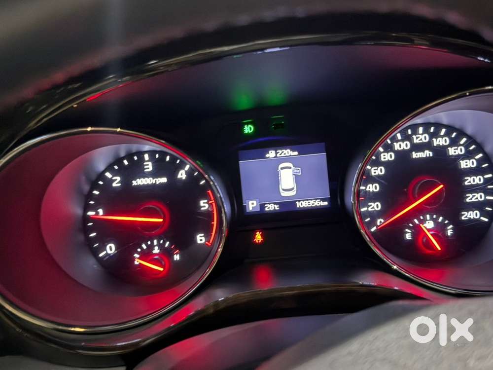 Kia Carnival Diesel 2022 Limousine