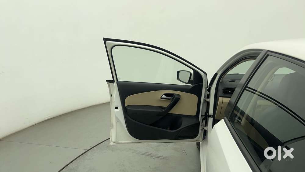 Volkswagen Polo 2009-2013 Petrol Highline 1.2l, 2015, Petrol