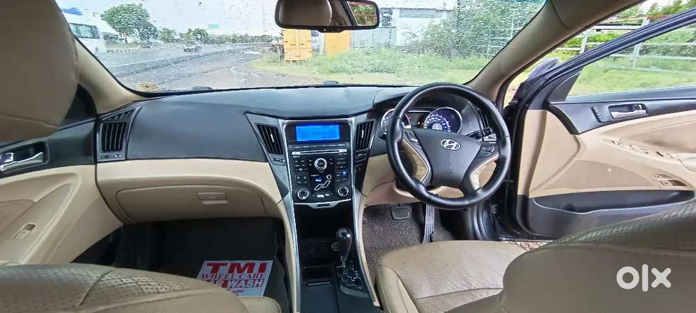 Hyundai Sonata 2012 Petrol 80000 Km Driven