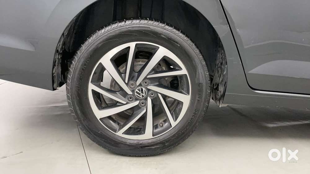 Volkswagen Virtus 1.0 Topline Tsi At, 2023, Petrol