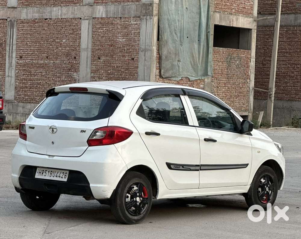 Tata Tiago 1.2 Revotron Xt (o), 2018, Petrol