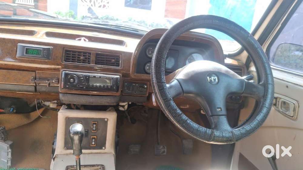 Ambassador Ambassador 2011 Cng & Hybrids Well Maintained