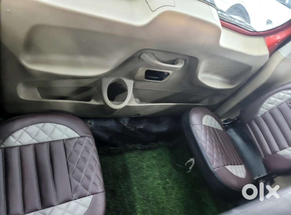 Mahindra Tuv 300 T8, 2016, Diesel