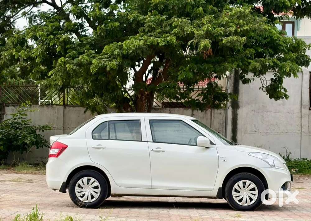 Maruti Suzuki Swift Dzire 1.3 Lxi, 2016, Petrol