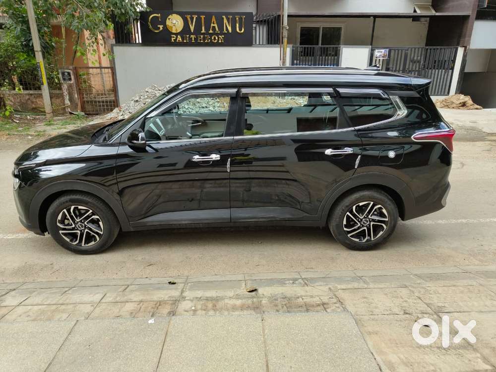 Kia Carens 1.4 Prestige Plus Turbo Dct 7 Str, 2023, Petrol
