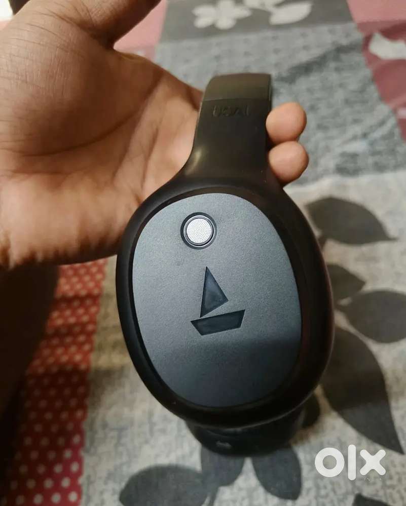boAt Rockerz 421 Headphones (Good Condition)