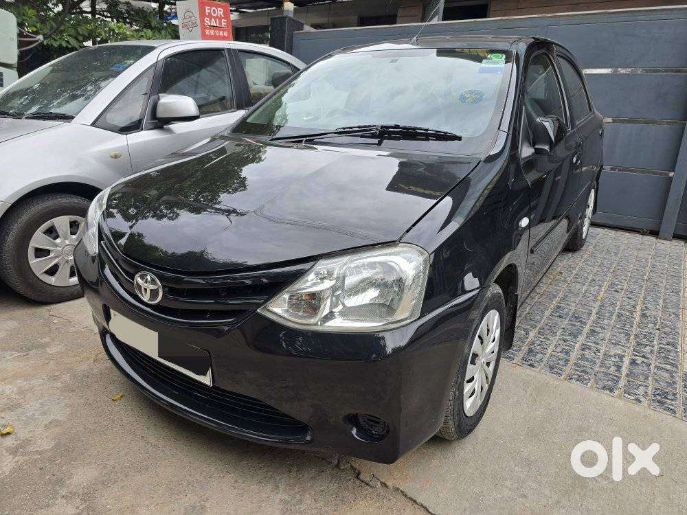 Toyota Etios Liva G, 2011, Petrol