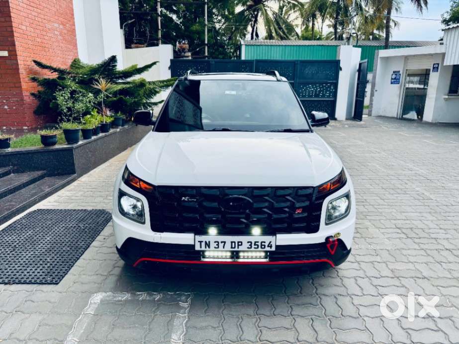 Hyundai Venue N Line 1.0 N8 Turbo Dct Dual Tone, 2022, Petrol