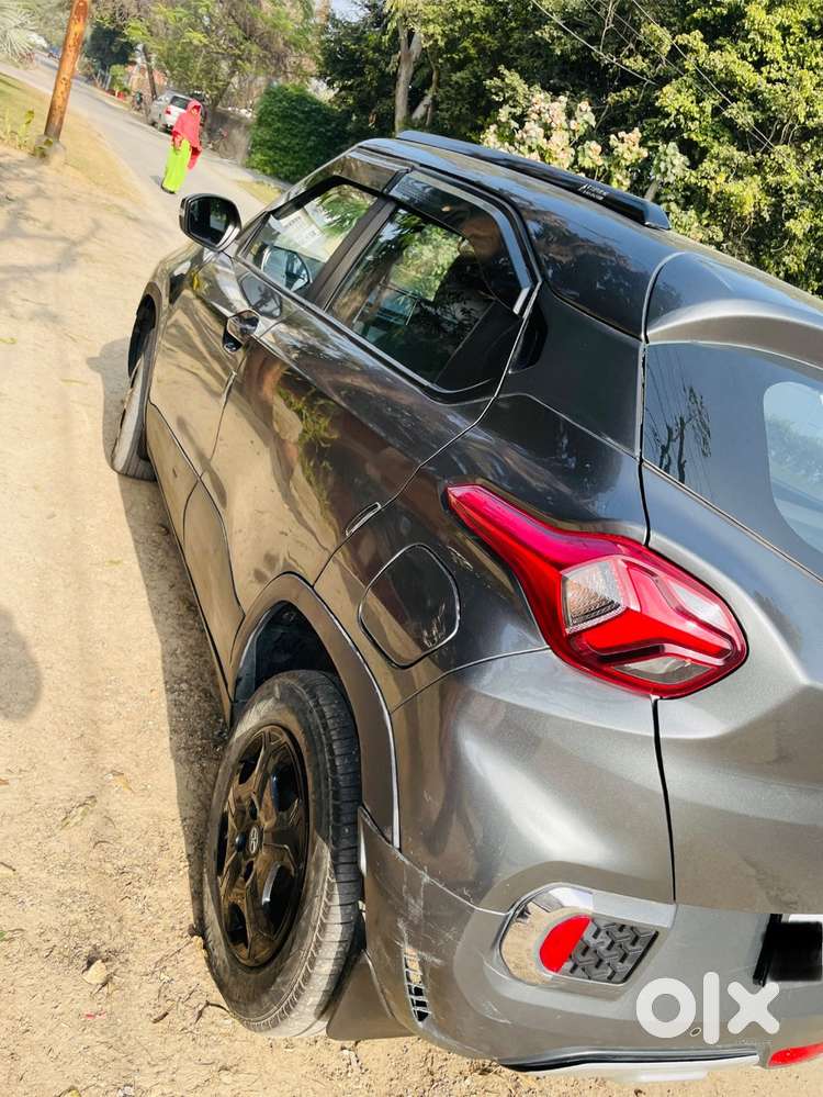 Tata Punch 2022 Petrol 30500 Km Driven