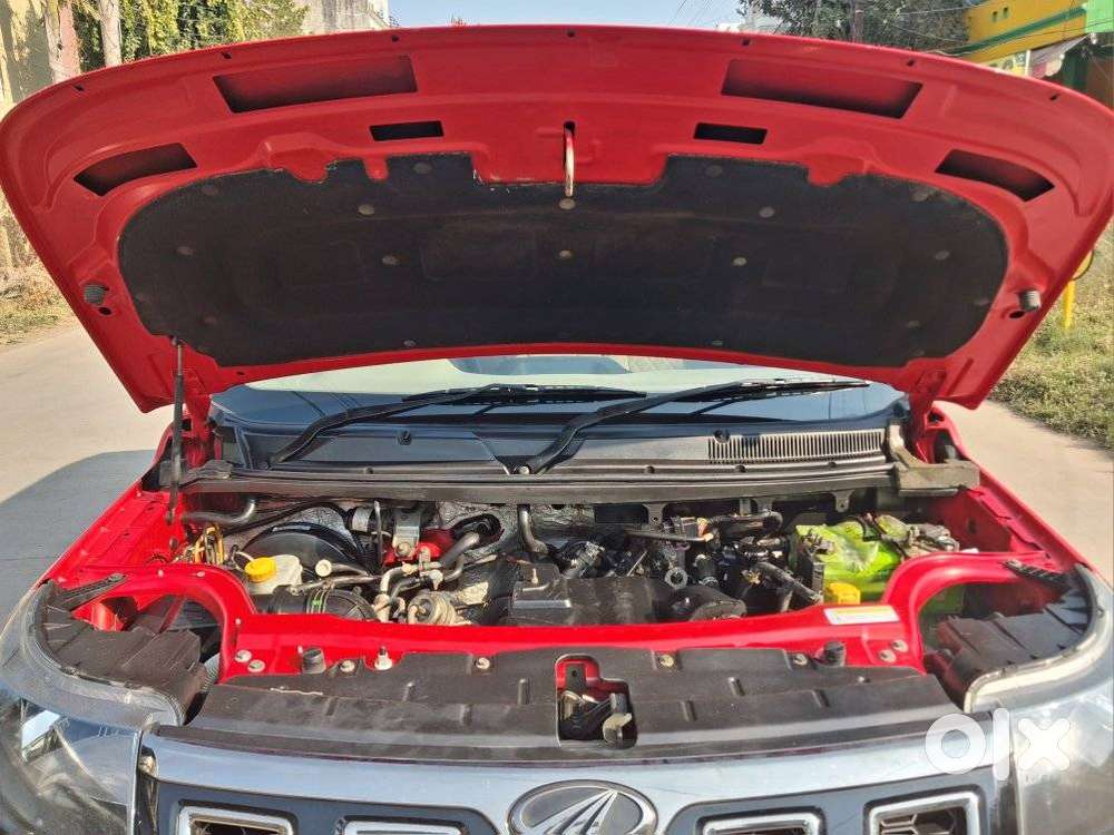 Mahindra Tuv 300 T10, 2019, Diesel