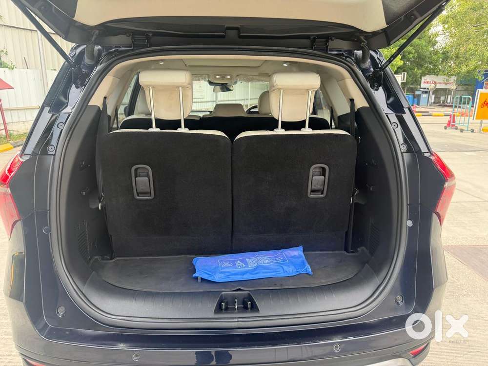 Mahindra Xuv700 2.2 Ax 7 Diesel Mt Luxury Pack Str, 2023, Diesel