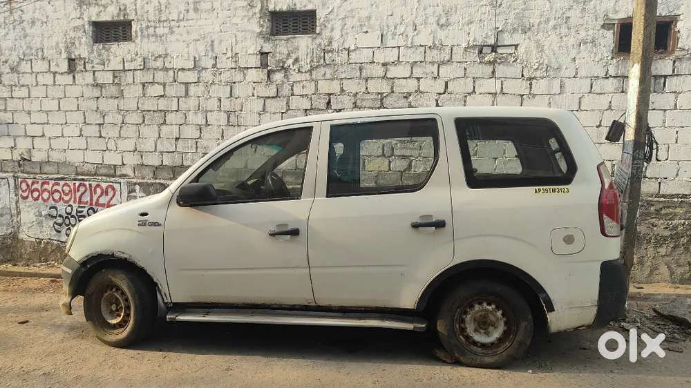 Mahindra Xylo 2020