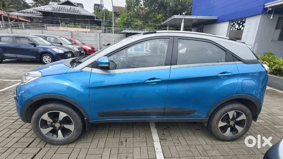 Tata Nexon 1.2 Revotron Xza Plus, 2019, Petrol