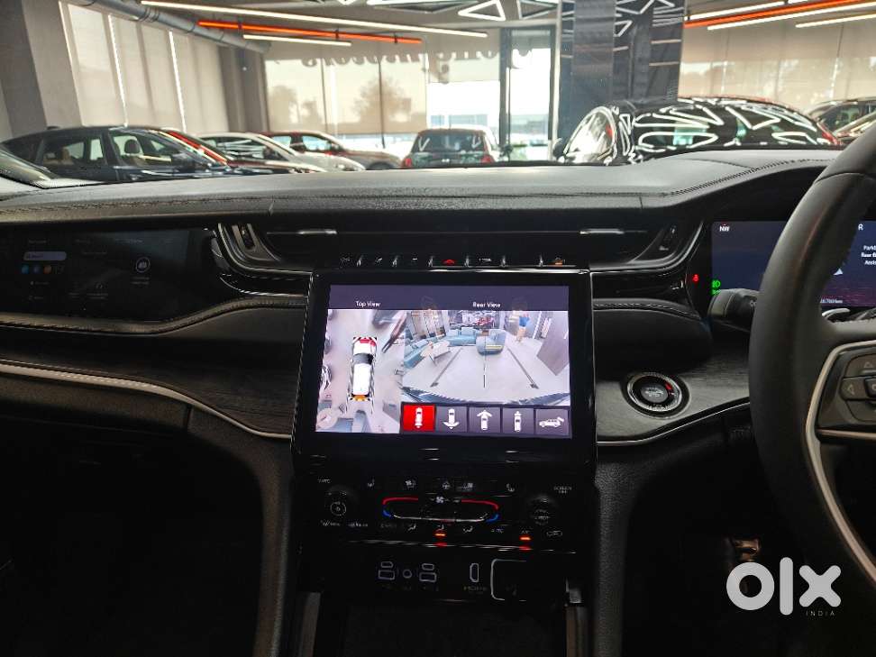 Jeep Grand Cherokee Limited (o) 4x4 At, 2023, Petrol