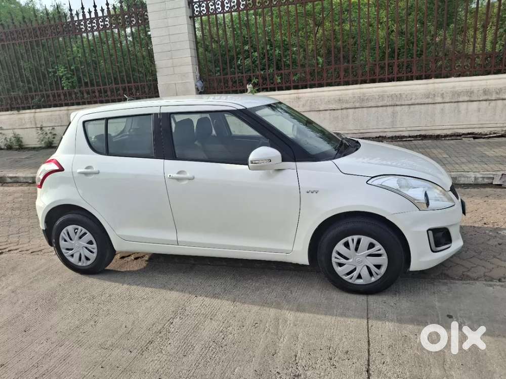 Maruti Suzuki Swift Vxi, 2016, Petrol
