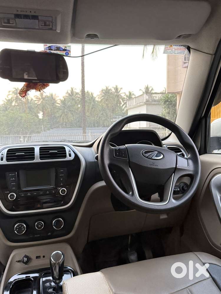 Mahindra Tuv 300 T8 Amt, 2017, Diesel